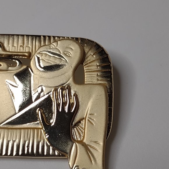 Vintage Gold Tone AJC Louis Armstrong Trumpet Brooch - Picture 5 of 12